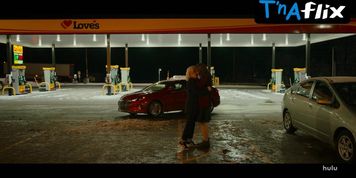 Kristen Stewart Lesbian Scene  in Happiest Season