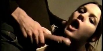 Sexy amateur girl sucks and deepthroats 8 inch cock 