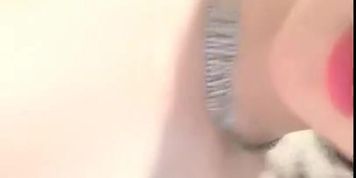 Chinese Masturbation By Hand And Dildo , the result &iacute;t is squirt asian girl