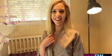 My teen stepsister showed tight body and I licked her - video 1