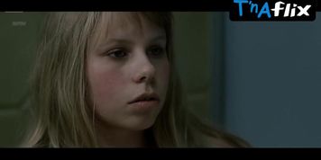 Milla-Mari Pylkkanen Breasts,  Bush Scene  in Seitsemantoista