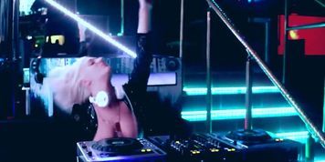 DJ Jane in action