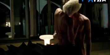 Giovanna Di Rauso Sexy Scene  in Romanzo Criminale