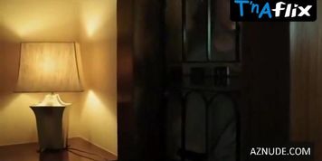 Ekaterina Vilkova Sexy Scene  in Nebo Padshikh