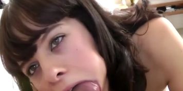 British teen pleasing old mans cock (Kaylana Reese)