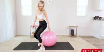 Skinny Teen Chanel Shortcake Fucks in Yoga Pants