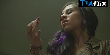 Jahkara Smith Sexy Scene  in Nos4A2