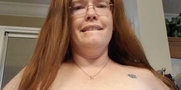Faith and Courtney (mommyndme)