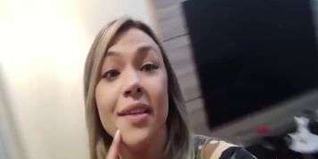 Acordando meu amigo, depois da balada, dando aquela mamada, preparando pra sentar ( Jhonny Gab ) (Fernandinha Fernandez)