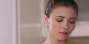 Mila Azul - Squeaky Clean