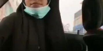 Desi Masked Muslim Girl Viral Car Sex Leak!!??