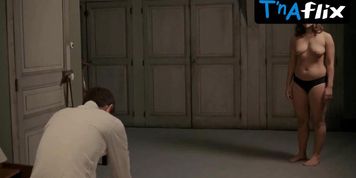 Laura Muller Breasts Scene  in La Nuit Aux Amants