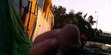 outdoor dickflash for arab girl 2
