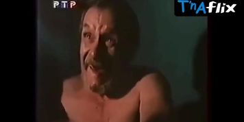 Ekaterina Karasiychuk Breasts Scene  in Tyomnye Allei