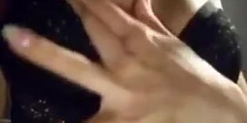 gorgeous girl on webcam with huge clit