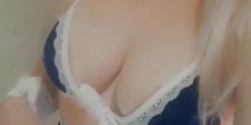 bitch employee? Find out what your maid wants you to do for him. lick her vagina
