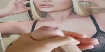 CUMTRIBUTE ON KYLIE JENNER 