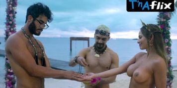 Fabiola Campomanes Breasts,  Butt Scene  in El Juego De Las Llaves