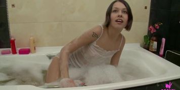 Sensual Shower Tease and Masturbation