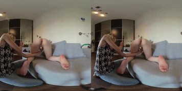 vr virtual reality vr180 video miss_pussycat using a tornado on sweet caroline to rfo shes in vr