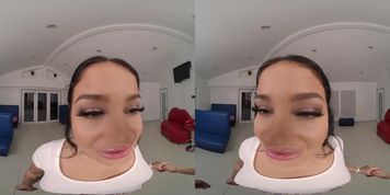 Natural Teen Ryan Reid Testing Your Sex Skills VR Porn