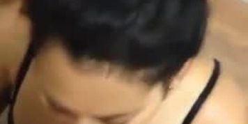 Ela sabe chupar um pau