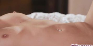 Birthday girl Jayden howls with pleasure as Maddy eat out her pussy (Little butt)