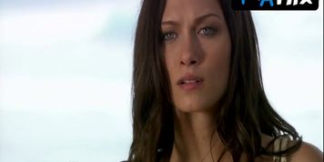 Deanna Russo Bikini Scene  in Knight Rider