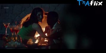 Carolina Ardohain Lesbian,  Breasts Scene  in Desire