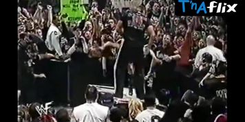 Stephanie Mcmahon Sexy Scene  in Wwe Monday Night Raw