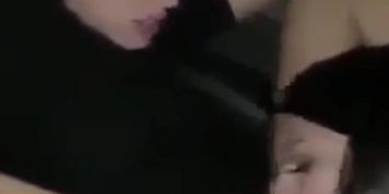 Sexo oral lesbianas