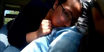 Extreme in Train : Public Blowjob and cum in mouth