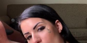 Recording homemade porn with slutty UK escort