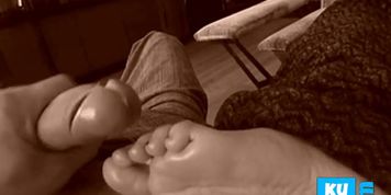 hard cum on my wife feet - video 1