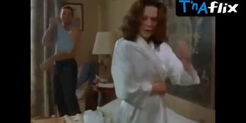 Valeria Cavalli Sexy Scene  in Highlander