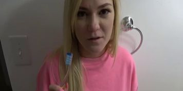 Teen Step Daughter Cums For Massive Dick - Chloe (Chloe Foster)
