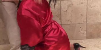 Soapy fuck with Madison Ivy