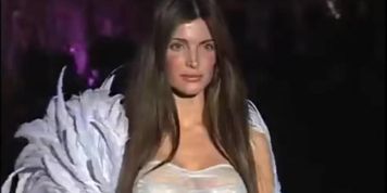 victoria's secret fashion show 1999