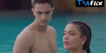 Nyra Banerjee Sexy Scene  in Fuh Se Fantasy