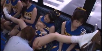 [DVDES-461] Steamy Cheer Girls