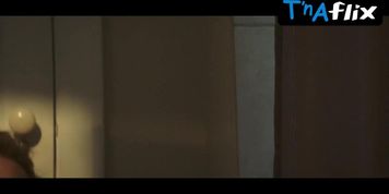 Melissa Bolona Sexy Scene  in Acts Of Violence
