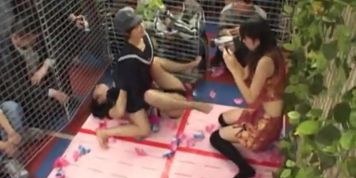Japanese tickling fight