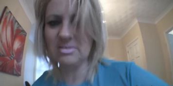 Milf in Leggings (BIG ASS!)