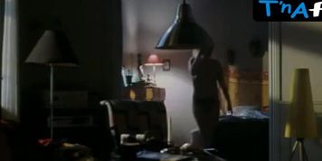 Cecilia Ljung Sexy Scene  in Sista Kontraktet