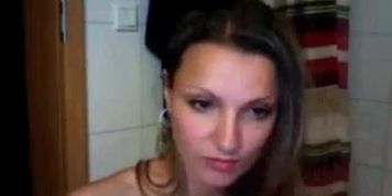 Hot Cam Chick Showering