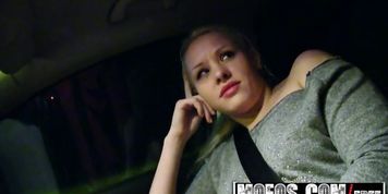 Mofos - Stranded Teens - Lola Taylor - Lolas Boyfriend Troubles - video 1