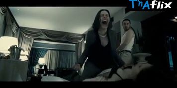 Jelena Gavrilovic Butt,  Bush Scene  in Human Zoo