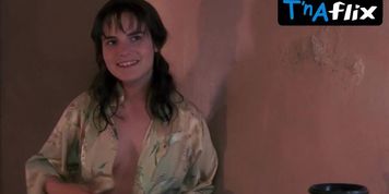 Jennifer Jason Leigh Breasts Scene  in Single White Female