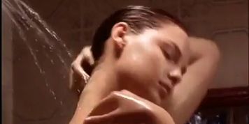 Katherine Heigl Sexy Scene  in Bug Buster