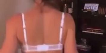 Amanda cerny- of video stripping (Marcia Mia)